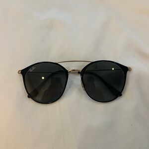 Ray-Ban Sunglasses - RB3546
